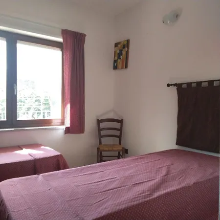 Portoghesi Apartmán Àrbatax