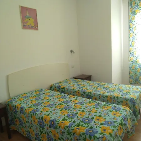 Portoghesi Apartment